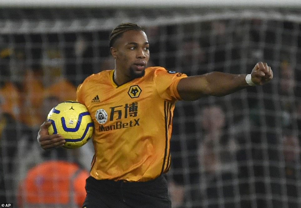  里昂新星梅开二度助球队逆转布雷斯特  