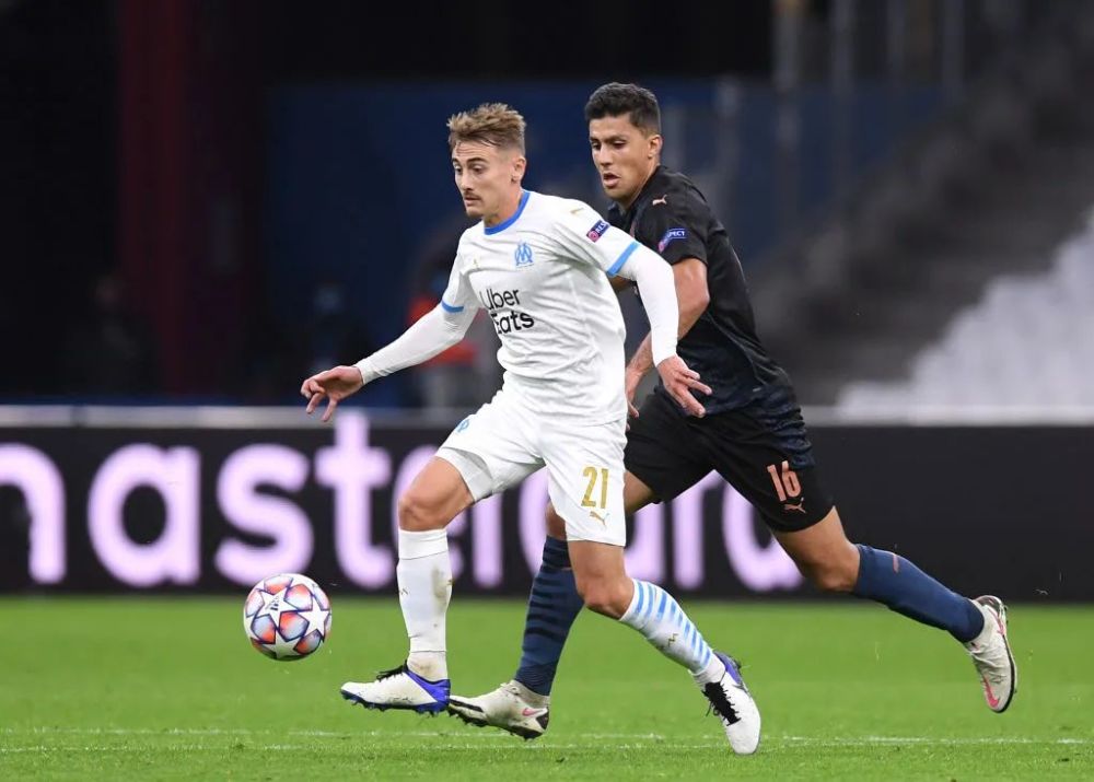  德布劳内助攻双响主导大胜  